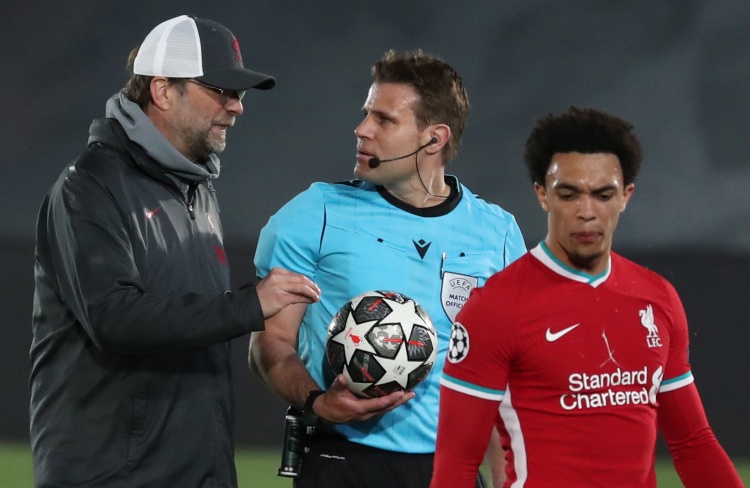 足球欧联杯再次上演进球大战，球迷直呼过瘾