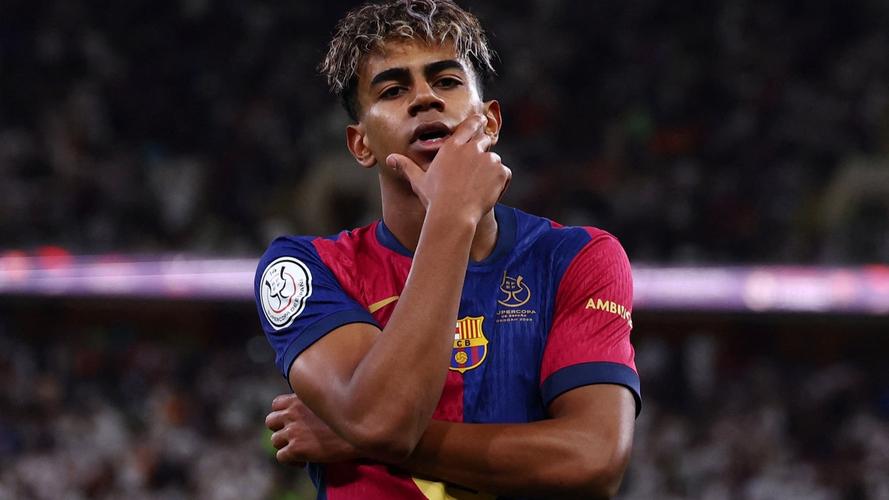 国乒香港训练！王楚钦一身黄好亮眼，莎莎苦练反手，陈幸同回归