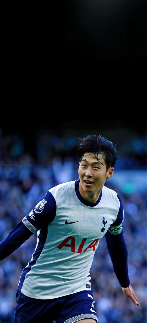 基恩曾因记者手机没有静音而发火，但录节目时他的手机也响了