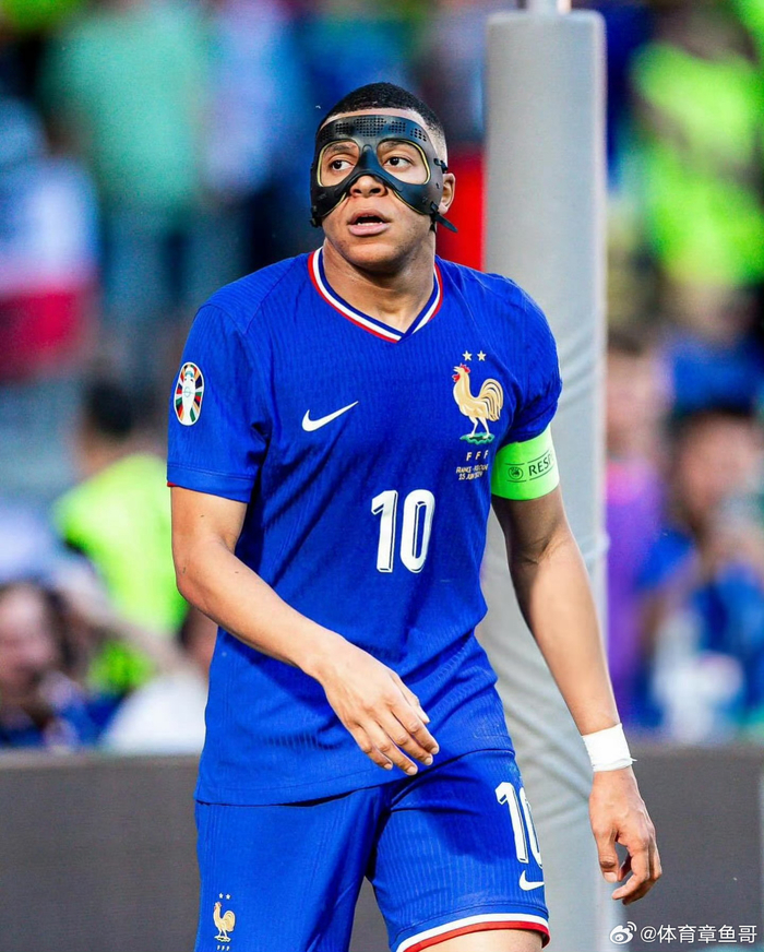 哥伦比亚11月大名单：J罗、迪亚斯领衔，里奥斯、卢库米在列（哥伦比亚公布11月名单：J罗、迪亚斯压阵，里奥斯、卢库米入选）