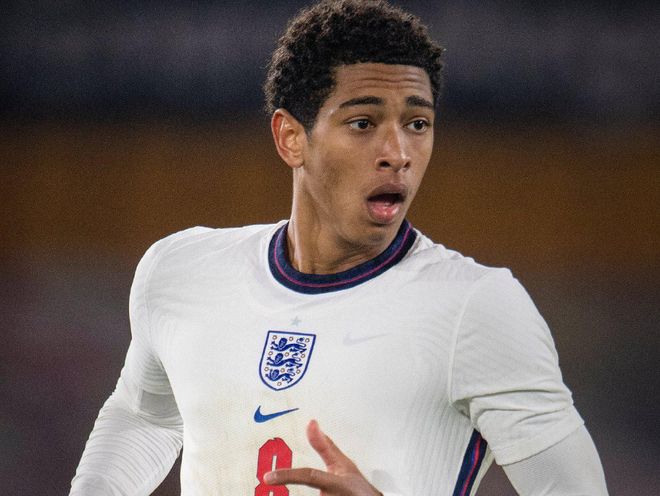 火箭年轻球员成长迅速，赛季表现亮眼