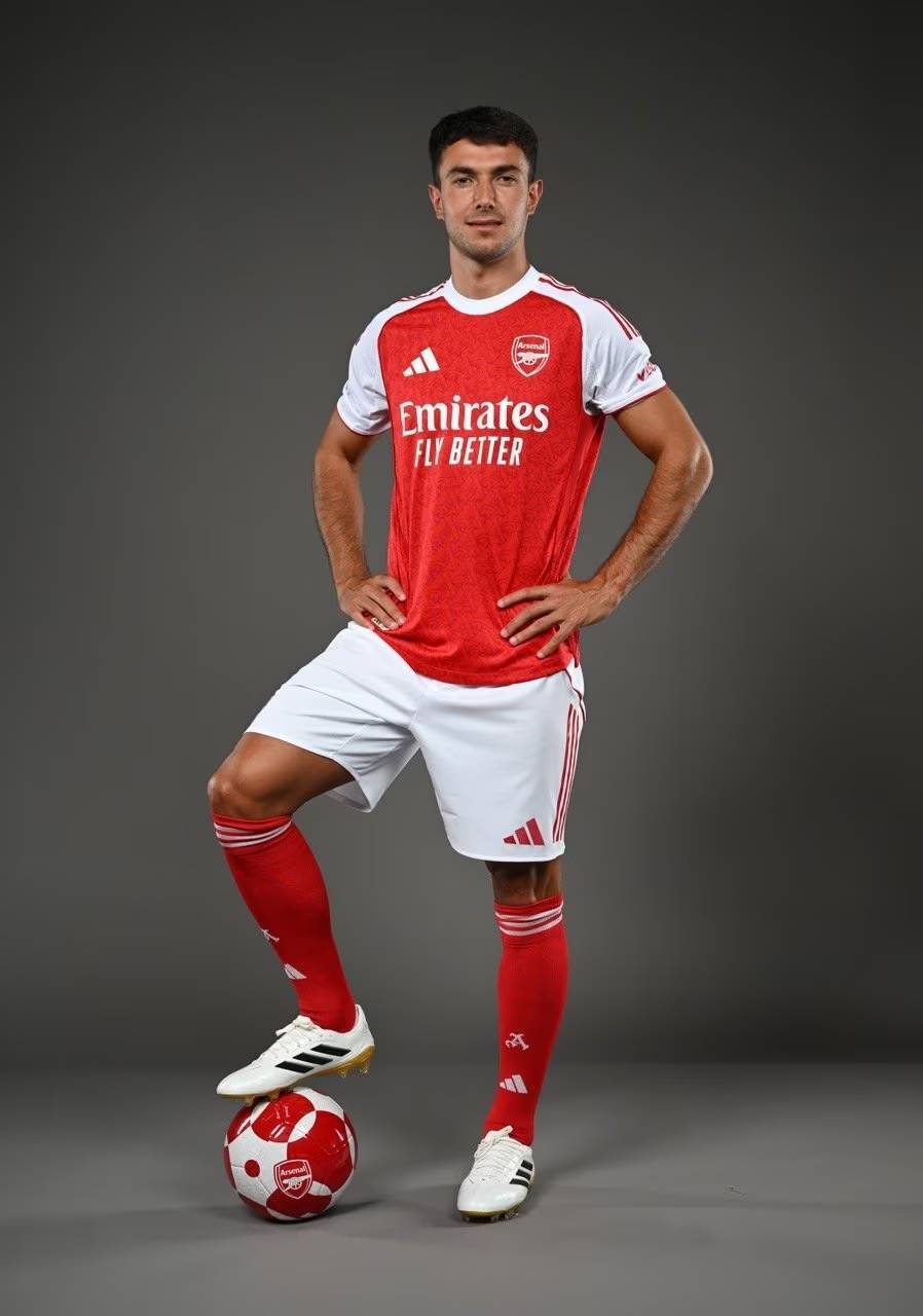 专打勇士！戈登面对勇士三分合计16中13，其余6场25中6（戈登化身勇士克星：对勇士三分16投13中，其余6战仅25投6中）