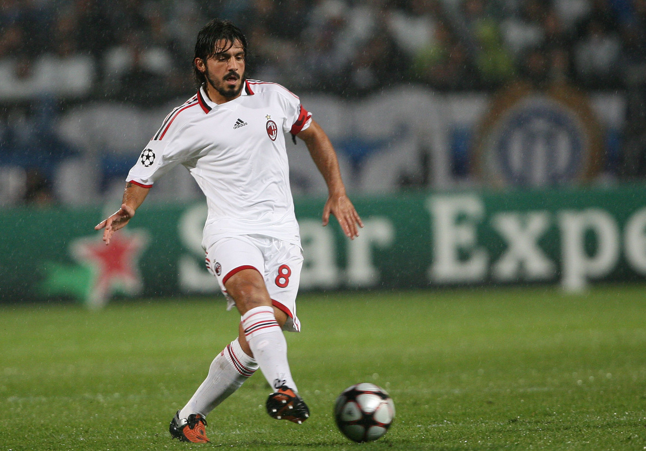 talkSPORT：切尔西将再次在没球衣赞助商的情况下开始新赛季