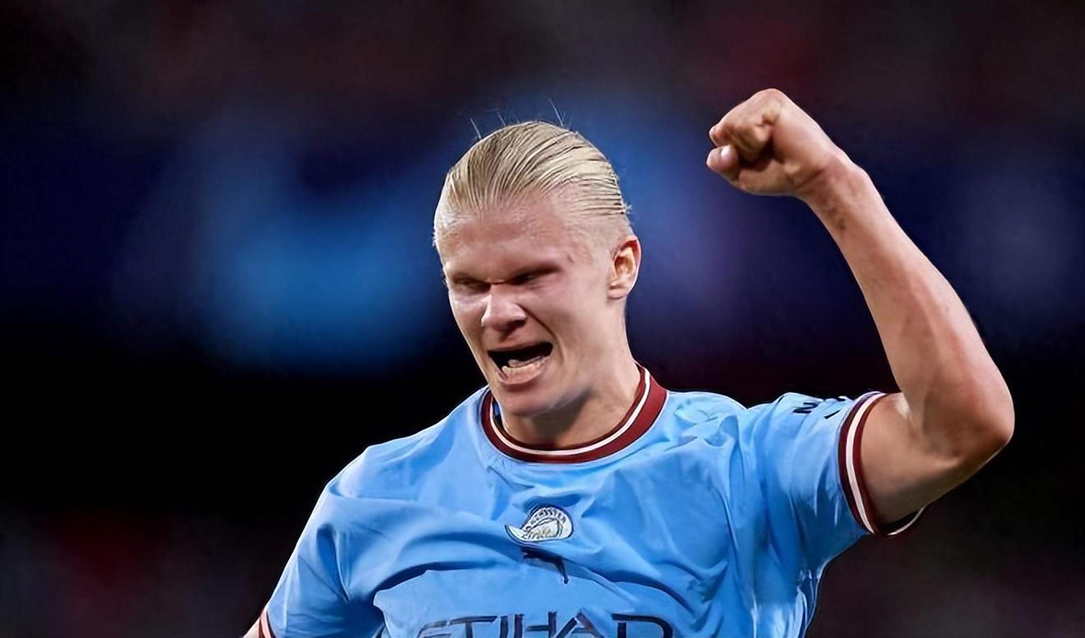 曼联前锋齐尔克泽面临转会，俱乐部对其持开放态度，但仍在培养塞斯科，寻求锋线补充，转会市场激烈争夺中。（曼联或放行齐尔克泽：继续培养塞斯科并补强锋线，转会市场鏖战正酣）