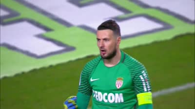 孔帕尼：卡尔能否和梅西相比？我们只想让他成为最好的卡尔（孔帕尼谈卡尔与梅西：不做对比，只希望他成为最好的卡尔）