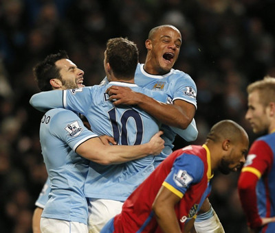 维斯塔潘和诺里斯黄胎起步，皮亚斯特里使用硬胎起步